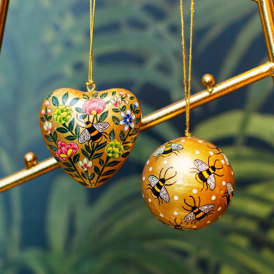Kashmiri Floral Heart With Bee Papier Mache Hanging Decoration, Handmade Decoration, Handmade Tree Decorations, Christmas Fun, Gold Colours